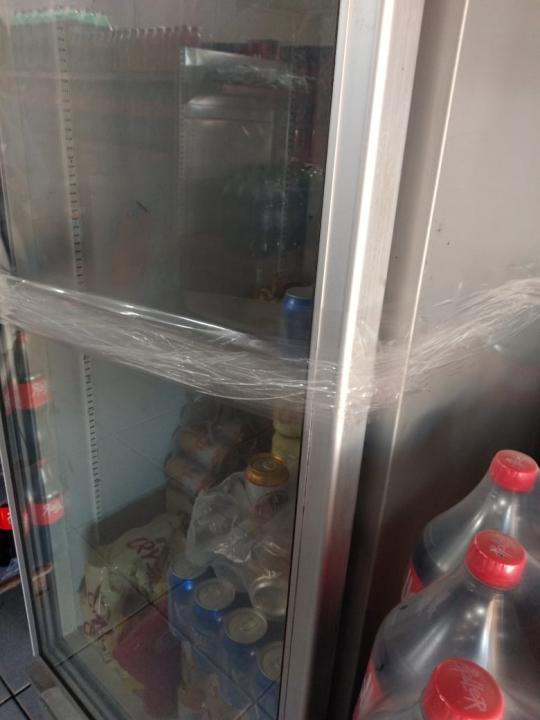 Foto 16 de 18 — Setor de bebidas é isolado em supermercados de Boa Esperança do Sul
